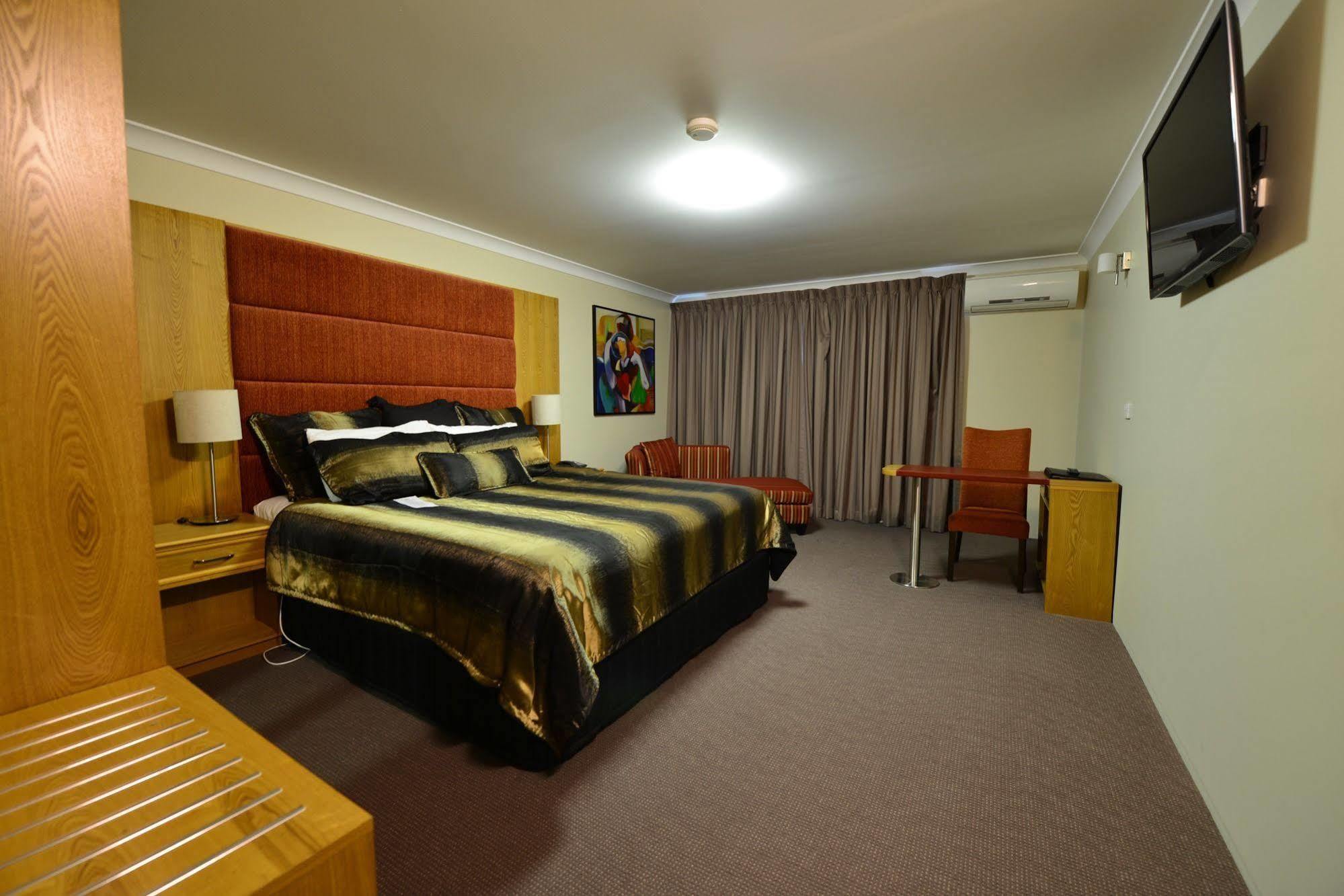 Winning Post Motor Inn Mudgee Exterior foto